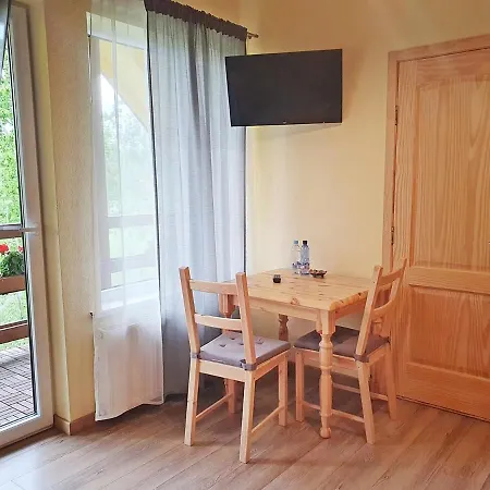 Priedes Viesu māja Engure