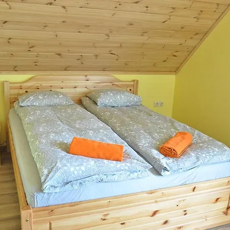 Priedes Viesu māja Engure